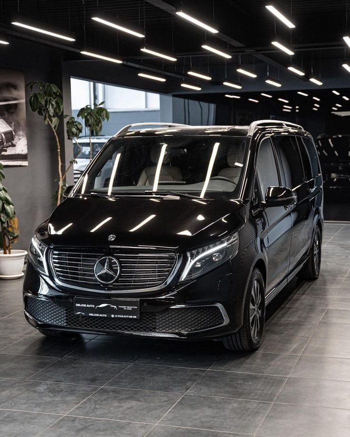 Black Mercedes V-Class van, exterior